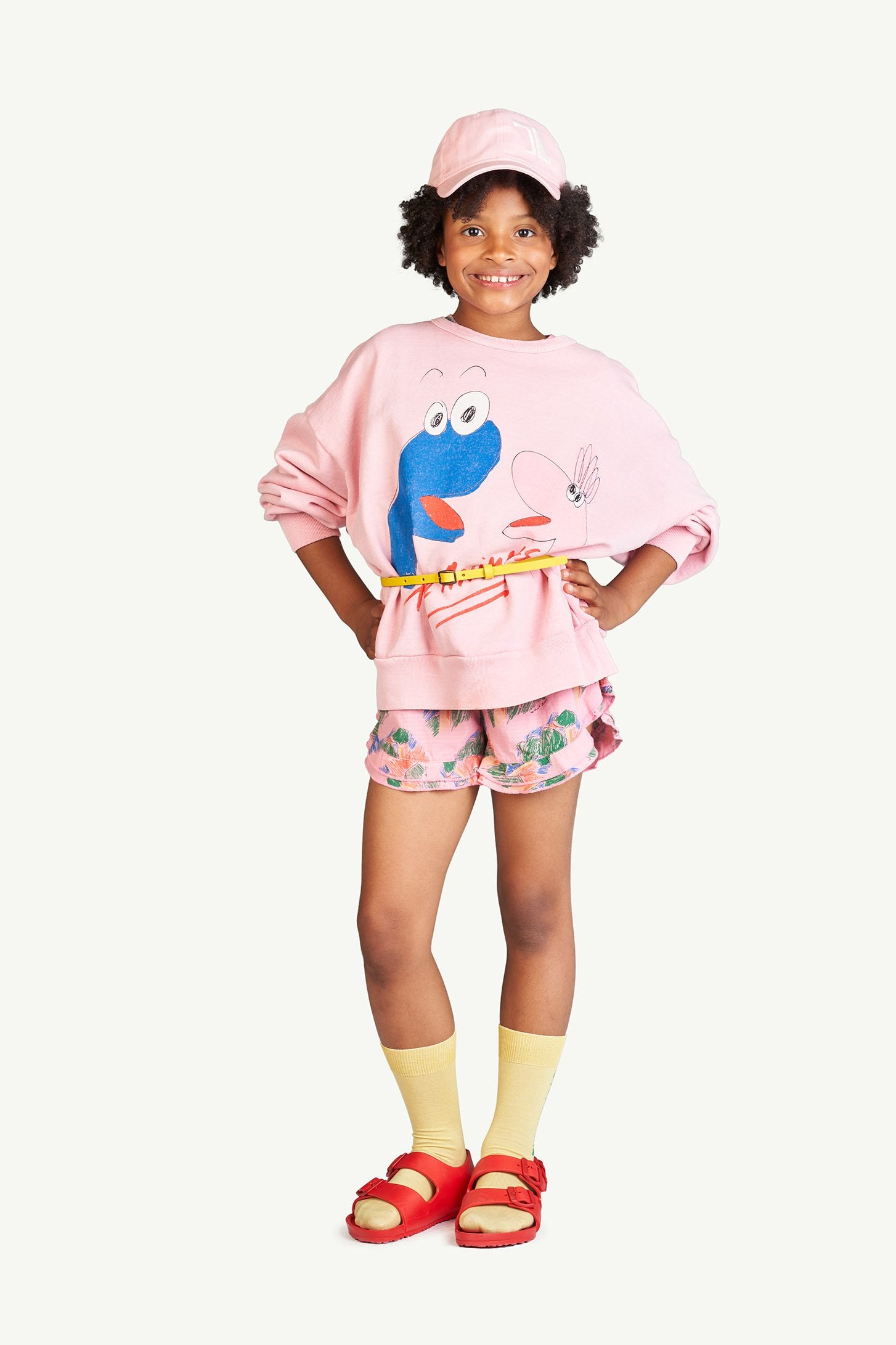 Pink Puppets Bear Oversize Sweatshirt MODEL FRONT